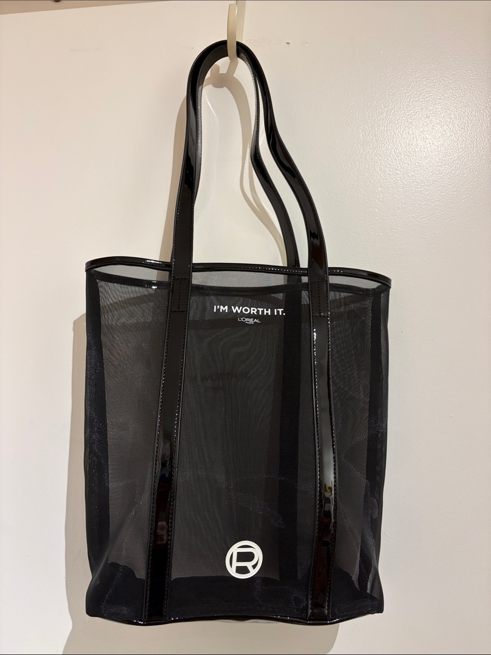 L’ Oreal “I'm Worth It” Black Mesh Tote Bag